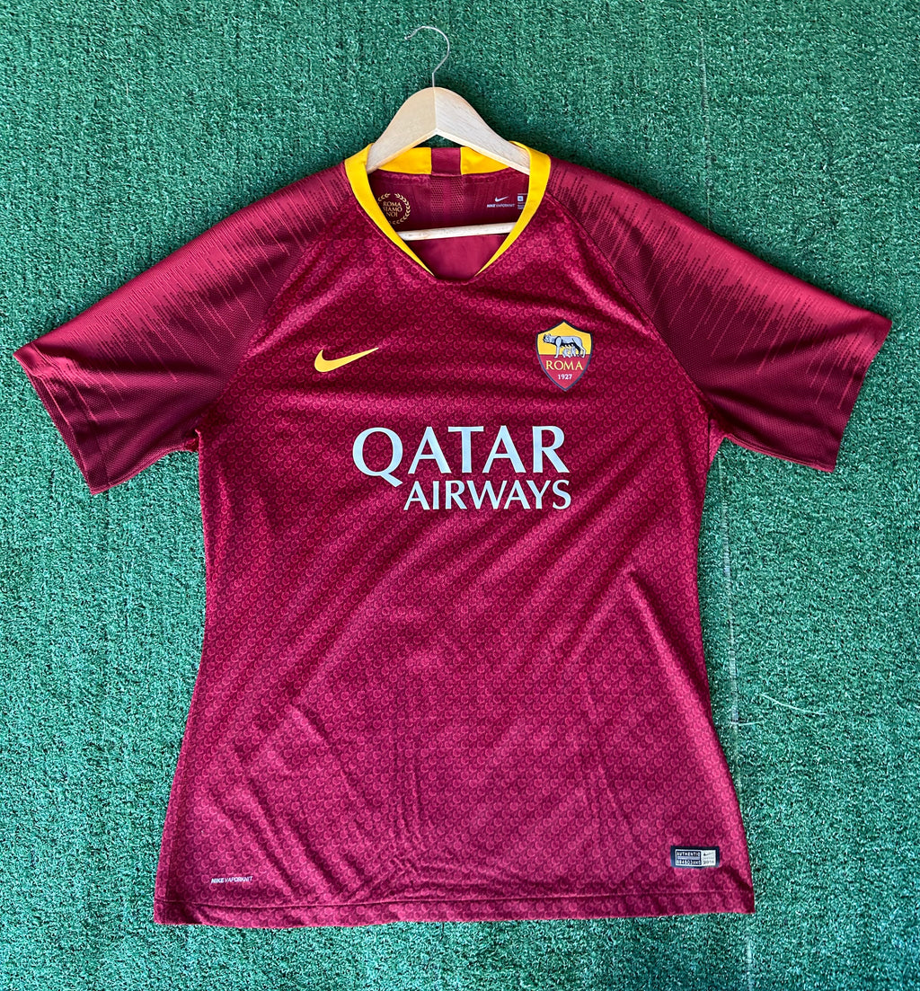 🟡🔴 Maillot AS Roma Domicile 2018/19 – Nzonzi #2022 (Nike – Collector Stock Pro)