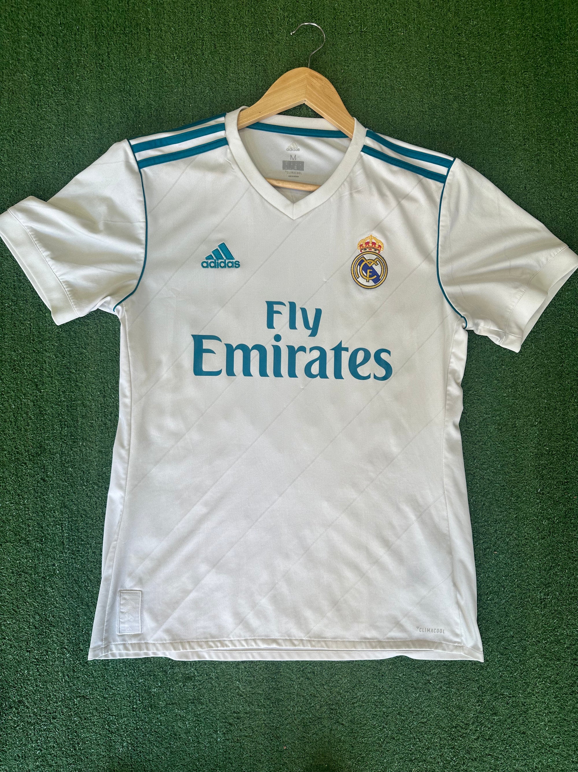 ⚪ Maillot Real Madrid – Karim Benzema #9 2017/2018