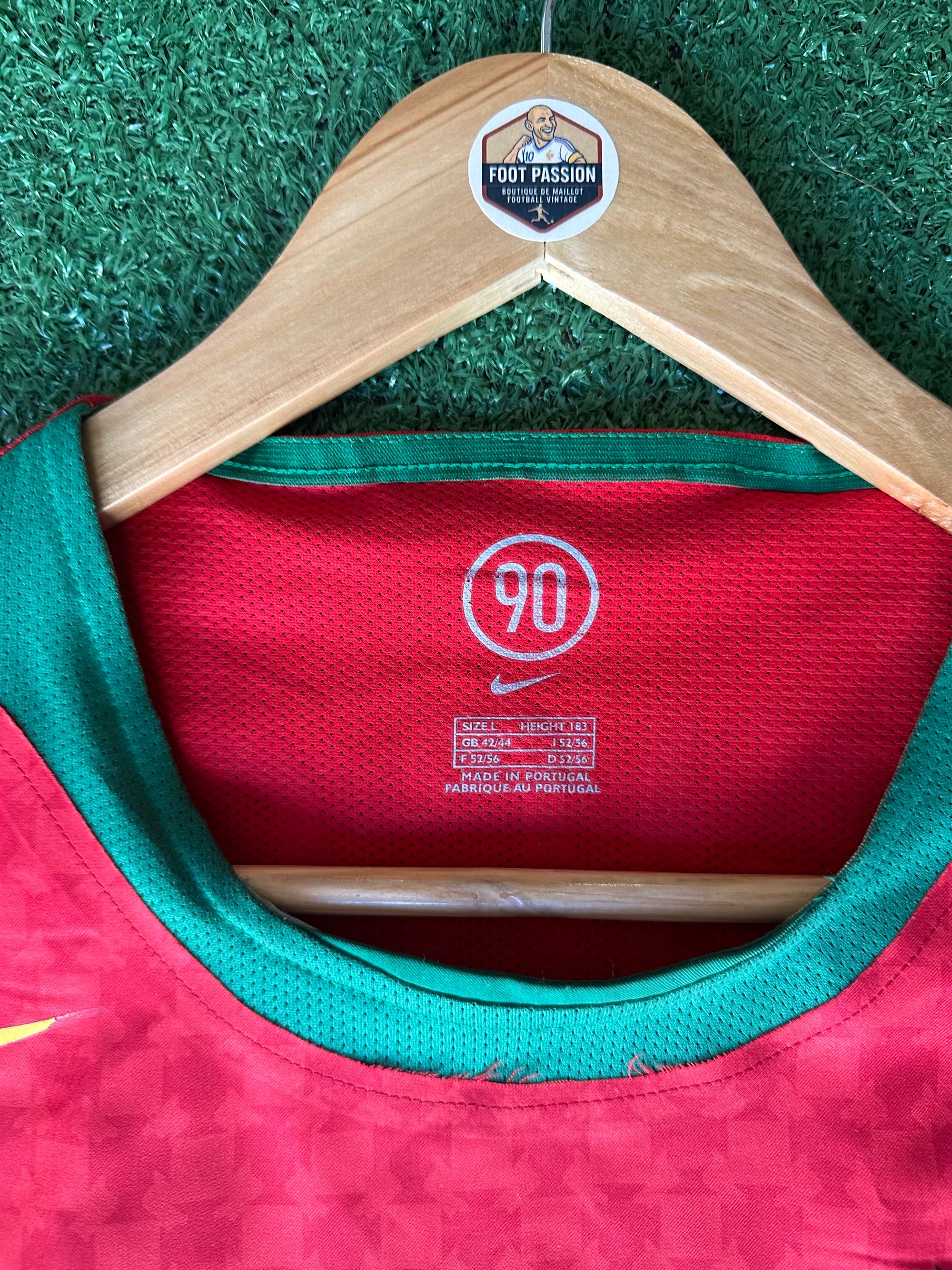 🇵🇹 Maillot Vintage Portugal 2004 – Luís Figo #7 – Nike