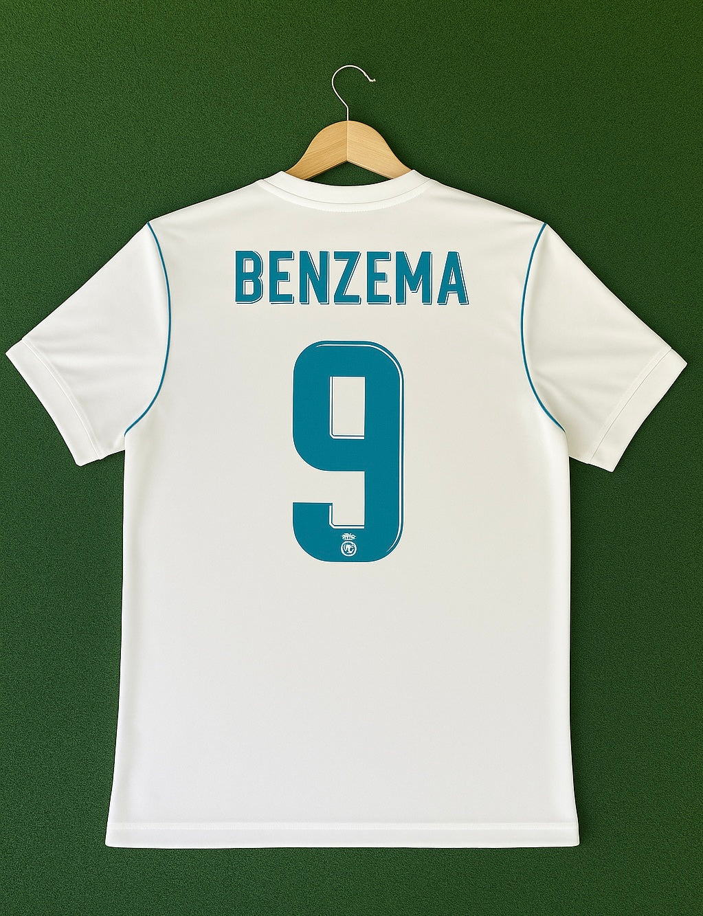 ⚪ Maillot Real Madrid – Karim Benzema #9 2017/2018