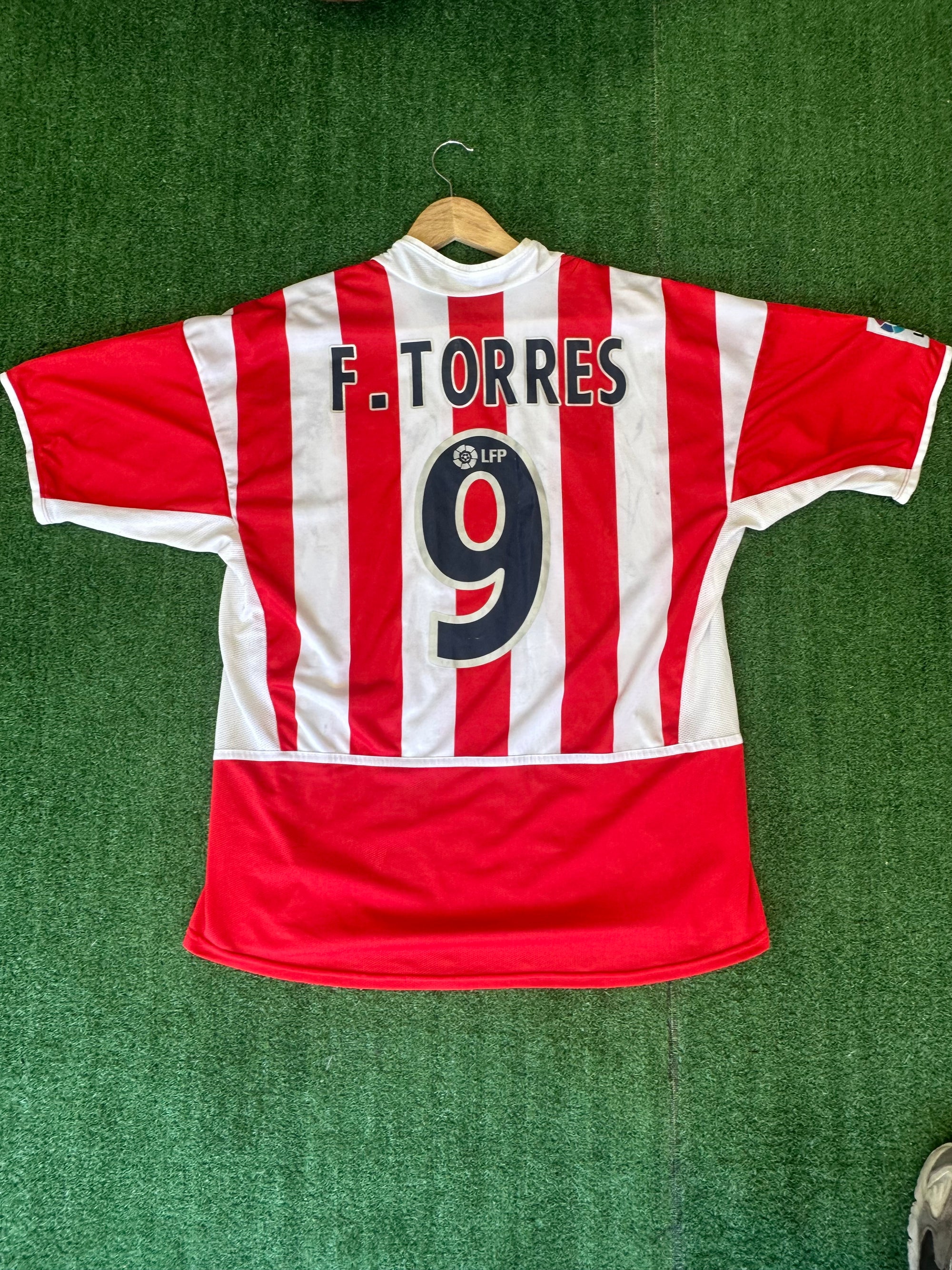 Maillot Atlético de Madrid – Fernando Torres #9 (signé par toute l’équipe) – Saison 2003/2004