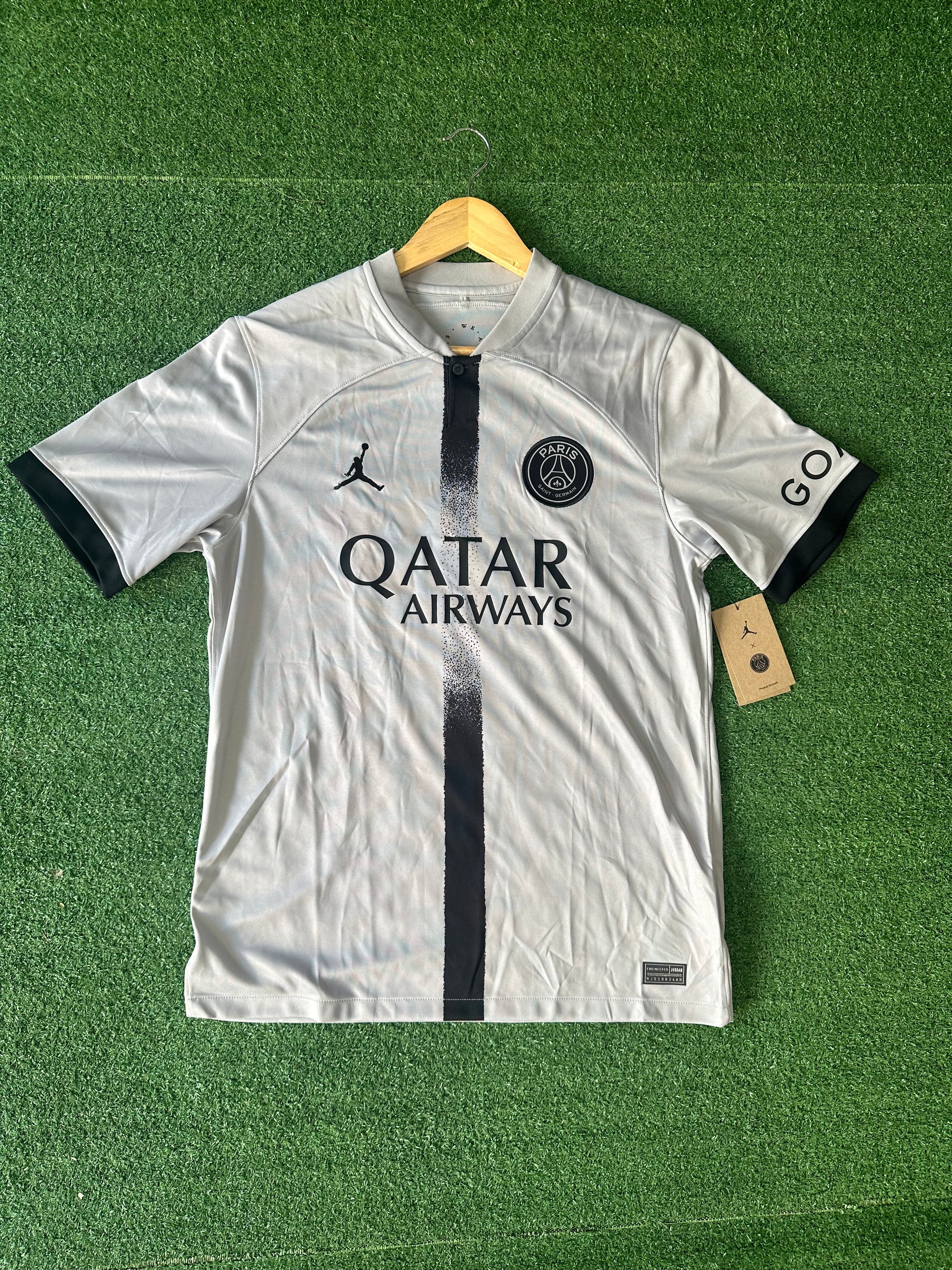 ✨ Maillot PSG Extérieur 2022/23 – Messi #30 (Jordan x Paris Saint-Germain)