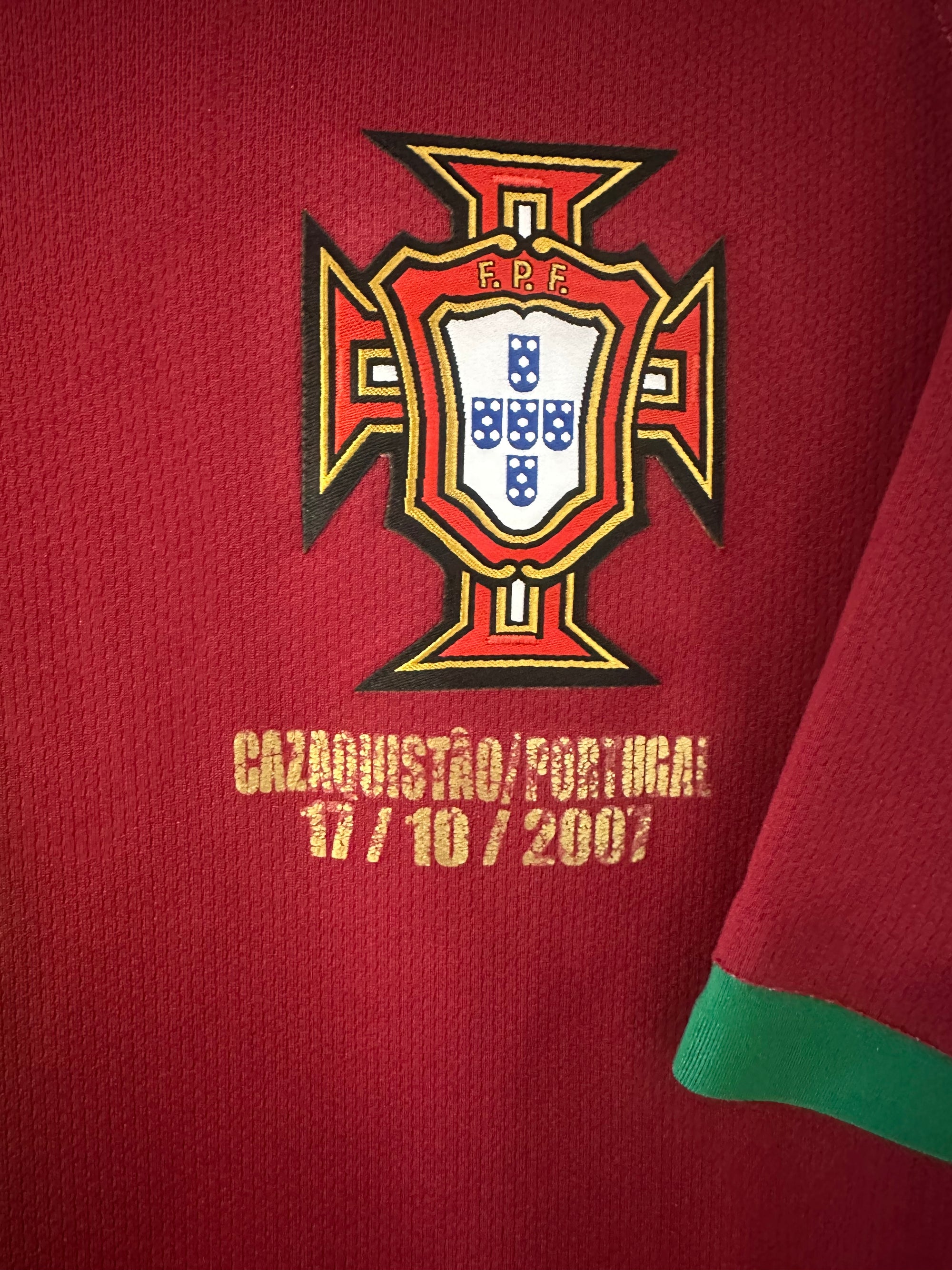 2006/08 - Portugal Home Shirt - Player Issue - Bosingwa #31 (M) - 7/10
